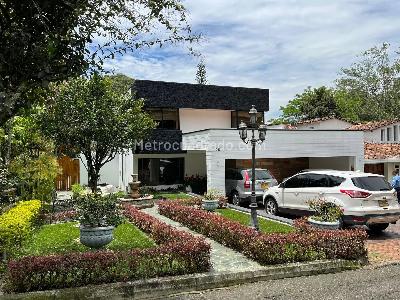 Casa de 4 alcobas en venta en Medellin, Medellín, 643 m² · foto 15 de 16