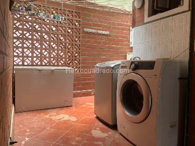 Casa de 5 alcobas en venta en Sabaneta, Sabaneta, 1000 m² · foto 10 de 20