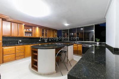 Apartamento de 5 alcobas en venta en Medellin, Medellín, 430 m² · foto 8 de 20