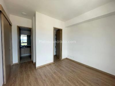 Apartamento de 2 alcobas en venta en Barroblanco, Rionegro, 82 m² · foto 10 de 13