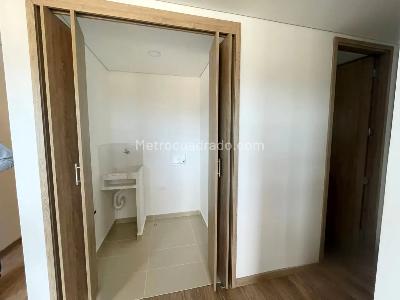 Apartamento de 2 alcobas en venta en Barroblanco, Rionegro, 82 m² · foto 6 de 13