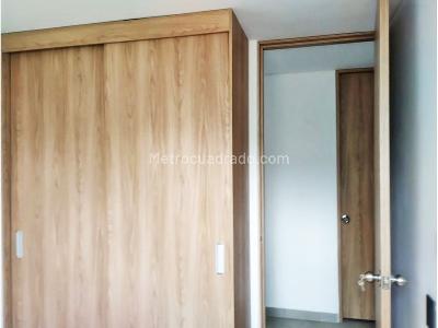 Apartamento en venta en Loma De San Jose, Sabaneta · foto 11 de 13