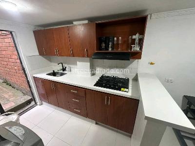 Apartamento de 2 alcobas en venta en Medellin, Medellín, 47 m² · foto 4 de 9