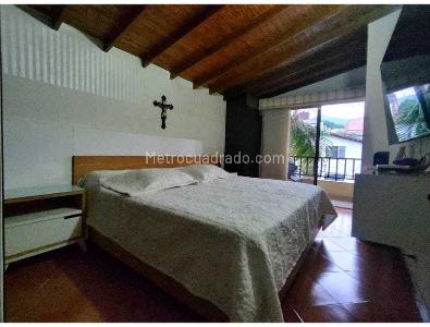 Apartamento en venta en La Almeria, Medellín · foto 14 de 16