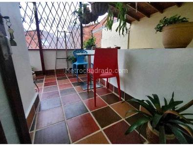 Apartamento en venta en La Almeria, Medellín · foto 9 de 16