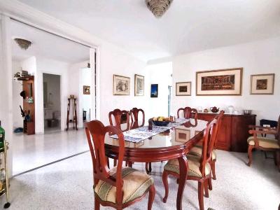 Casa de 4 alcobas en venta en Los Balsos, Medellín, 551 m² · foto 6 de 18