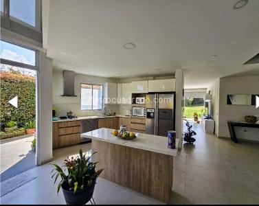 Casa de 4 alcobas en venta en Llanogrande, Rionegro, 890 m² · foto 10 de 20
