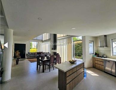 Casa de 4 alcobas en venta en Llanogrande, Rionegro, 890 m² · foto 11 de 20
