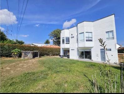 Casa de 4 alcobas en venta en Llanogrande, Rionegro, 890 m² · foto 5 de 20