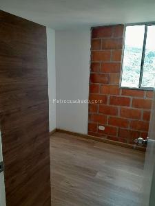 Apartamento en venta en San Antonio De Prado, Medellín · foto 6 de 12