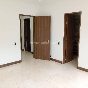 Apartamento de 4 alcobas en arriendo en Las Lomas, Medellín, 160 m² · foto 20 de 20
