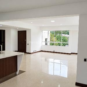 Apartamento de 4 alcobas en arriendo en Las Lomas, Medellín, 160 m² · foto 2 de 20
