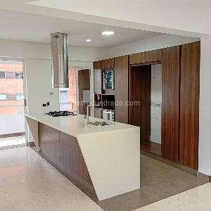 Apartamento de 4 alcobas en arriendo en Las Lomas, Medellín, 160 m² · foto 4 de 20