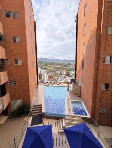 Apartamento de 3 alcobas en venta en Santa Teresita, Cali, 145 m² · foto 3 de 14