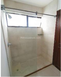 Apartamento de 3 alcobas en venta en La Arboleda, Cali, 183 m² · foto 10 de 13