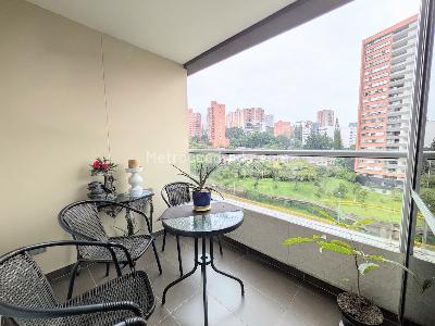 Apartamento de 2 alcobas en venta en Ceylan, Medellín, 76 m² · foto 7 de 9