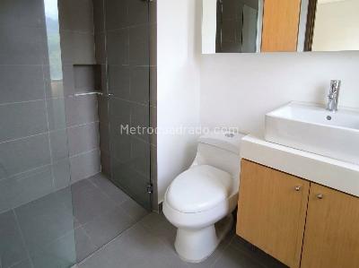 Apartamento de 3 alcobas en venta en Los Balsos, Medellín, 172 m² · foto 8 de 11