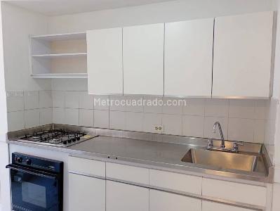 Apartamento de 3 alcobas en arriendo en Suramericana, Medellín, 70 m² · foto 3 de 19