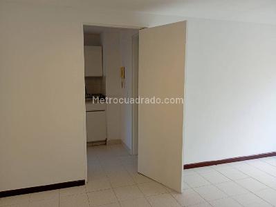 Apartamento de 3 alcobas en arriendo en Suramericana, Medellín, 70 m² · foto 6 de 19
