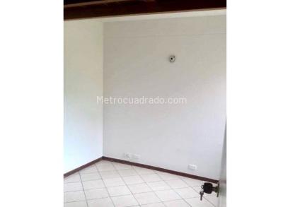 Apartamento de 5 alcobas en venta en Calasanzs, Medellín, 100 m² · foto 5 de 12