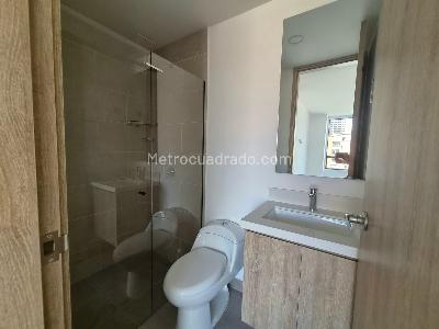 Apartamento de 3 alcobas en venta en Lorena, Medellín, 82 m² · foto 11 de 19