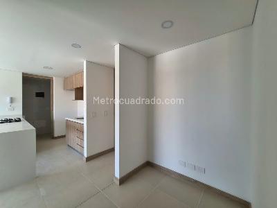 Apartamento de 3 alcobas en venta en Lorena, Medellín, 82 m² · foto 13 de 19