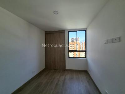 Apartamento de 3 alcobas en venta en Lorena, Medellín, 82 m² · foto 8 de 19