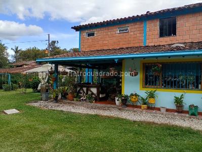 Casa de 4 alcobas en arriendo en Llano Grande, Rionegro · foto 15 de 18