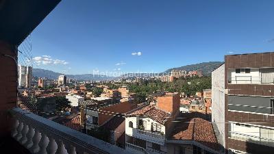Casa de 3 alcobas en venta en Zona 6, Envigado, 101 m² · foto 12 de 13
