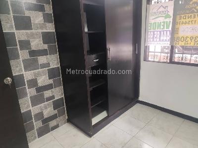 Apartamento de 3 alcobas en venta en Boston, Medellín, 48 m² · foto 2 de 10