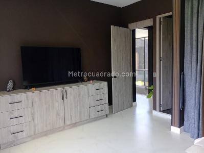 Casa de 4 alcobas en arriendo en Las Cuchillas, Rionegro · foto 5 de 15