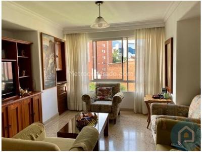 Apartamento de 5 alcobas en venta en Laureles, Medellín, 214 m² · foto 7 de 19