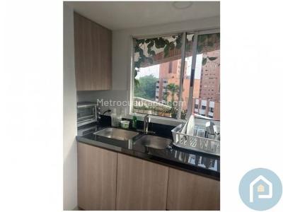 Apartamento de 5 alcobas en venta en Laureles, Medellín, 214 m² · foto 9 de 19
