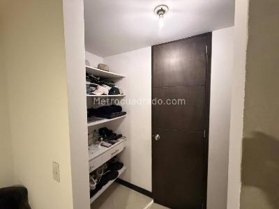 Apartamento de 2 alcobas en venta en Obrero, Envigado, 106 m² · foto 11 de 20