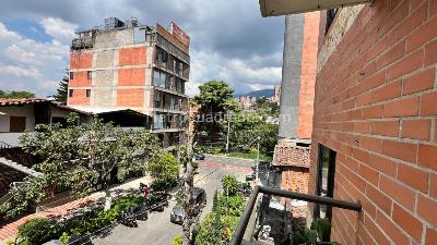 Apartamento de 2 alcobas en venta en Obrero, Envigado, 106 m² · foto 20 de 20