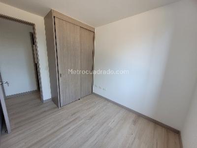 Apartamento de 2 alcobas en arriendo en Los Colegios, Rionegro, 68 m² · foto 4 de 5