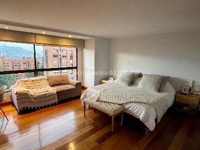 Apartamento de 4 alcobas en venta en Los Balsos, Medellín, 271 m² · foto 17 de 20