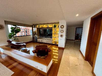 Apartamento de 4 alcobas en venta en Los Balsos, Medellín, 271 m² · foto 3 de 20