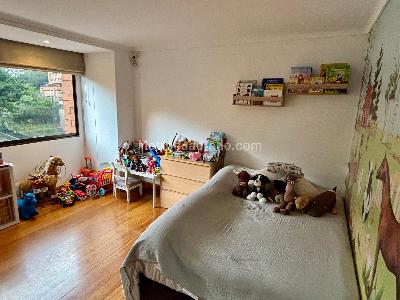 Apartamento de 4 alcobas en venta en Los Balsos, Medellín, 271 m² · foto 9 de 20