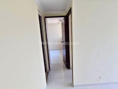 Apartamento en venta en Robledo, Medellín · foto 7 de 13