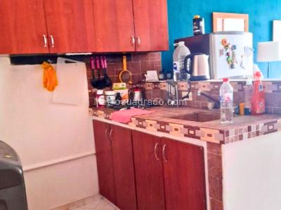 Apartamento de 2 alcobas en venta en Bombona, Medellín, 45 m² · foto 2 de 11