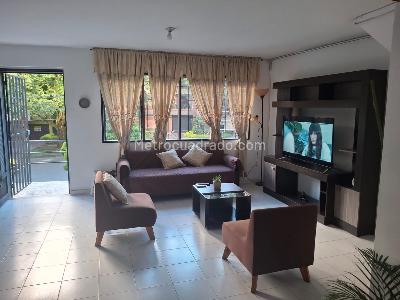 Apartamento de 5 alcobas en arriendo en Simon Bolivar, Medellín, 220 m² · foto 2 de 18