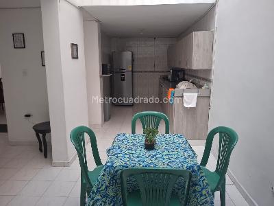 Apartamento de 5 alcobas en arriendo en Simon Bolivar, Medellín, 220 m² · foto 4 de 18