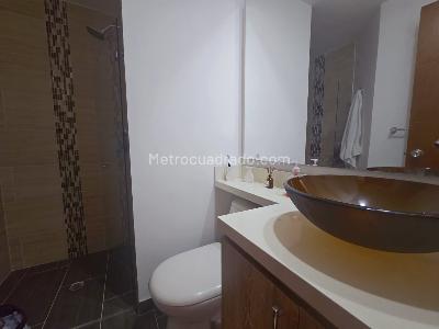Apartamento en venta en Loma De Los Bernal, Medellín · foto 19 de 19