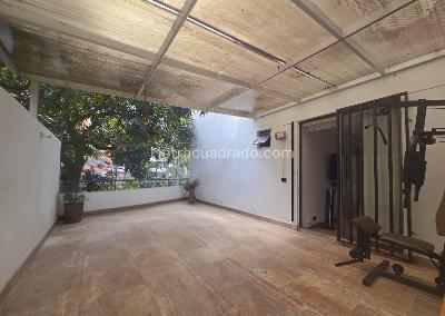 Apartamento en venta en Loma De Los Bernal, Medellín · foto 9 de 19