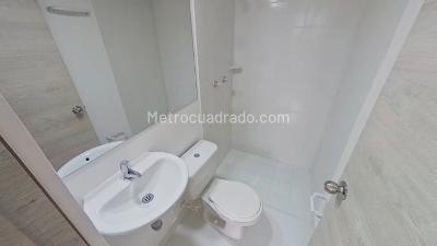 Apartamento de 3 alcobas en venta en El Paraiso, Bello, 55 m² · foto 19 de 20