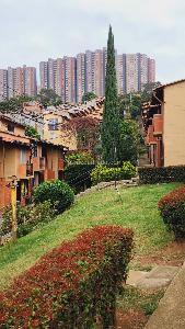 Casa de 4 alcobas en venta en Robledo, Medellín, 80 m² · foto 3 de 14