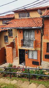 Casa de 4 alcobas en venta en Robledo, Medellín, 80 m² · foto 7 de 14