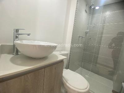 Apartamento de 3 alcobas en venta en Altos De Niquia, Bello, 51 m² · foto 8 de 17