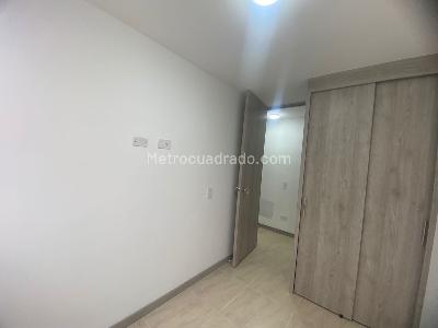 Apartamento de 3 alcobas en venta en Altos De Niquia, Bello, 51 m² · foto 10 de 17